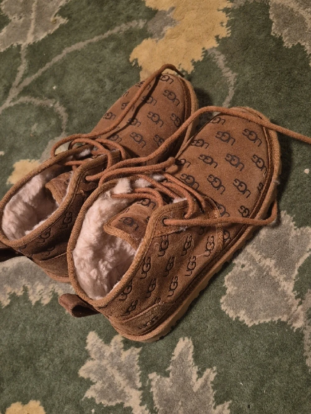 UGG Kids Chestnut Suede Logo Ankle Boots